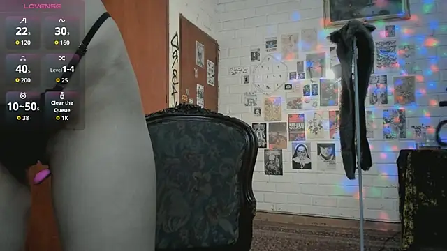 Snapshot of DiosaSexSymbol chatting on September 16, 5:52 am DiosaSexSymbol online show from September 16, 5:52 am