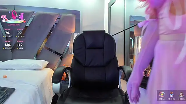 Snapshot of Abril_monroe_ chatting on November 1, 4:47 am Abril monroe online show from November 1, 4:47 am