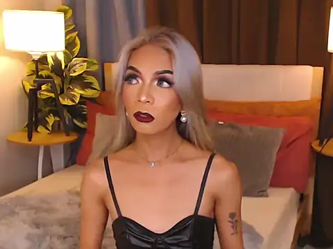 CelestinaMarquez0427 online show from September 28, 10:59 pm