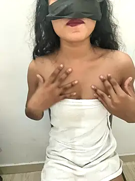 Snapshot of Sexy-BF_GF chatting on September 10, 7:19 am Sexy-BF GF online show from September 10, 7:19 am