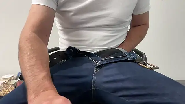 harrys74 online show from October 31, 12:06 pm