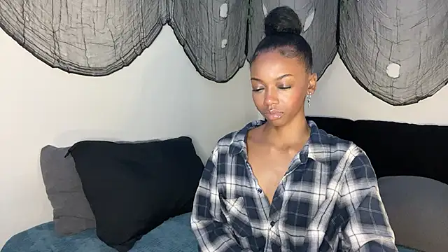 Trixie luv1 online show from October 22, 12:38 pm