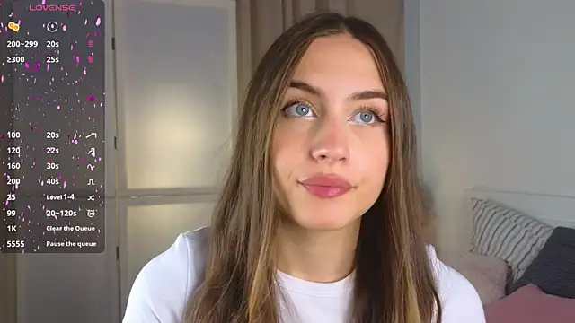 Snapshot of Moonlight1Sonata1 chatting on September 25, 9:02 am Moonlight1Sonata1 online show from September 25, 9:02 am