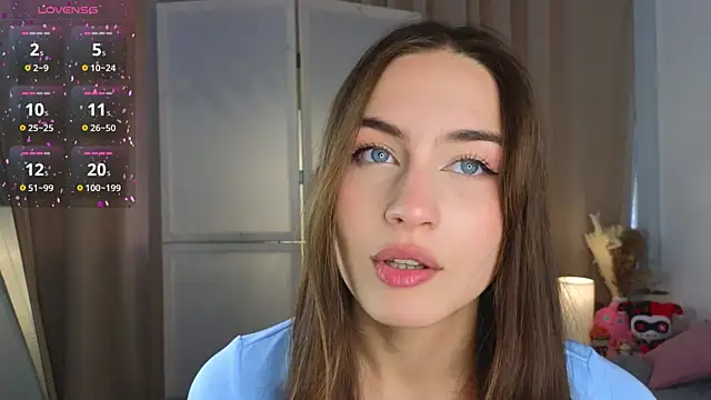 Snapshot of Moonlight1Sonata1 chatting on October 18, 9:10 am Moonlight1Sonata1 online show from October 18, 9:10 am