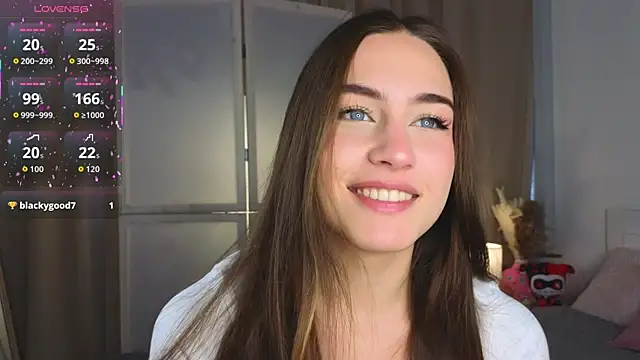 Snapshot of Moonlight1Sonata1 chatting on October 19, 9:10 am Moonlight1Sonata1 online show from October 19, 9:10 am