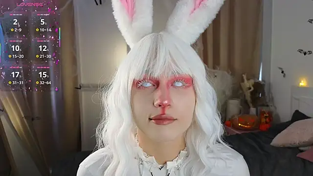 Snapshot of Moonlight1Sonata1 chatting on October 24, 9:06 am Moonlight1Sonata1 online show from October 24, 9:06 am