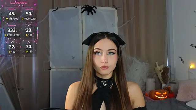 Snapshot of Moonlight1Sonata1 chatting on October 25, 9:06 am Moonlight1Sonata1 online show from October 25, 9:06 am