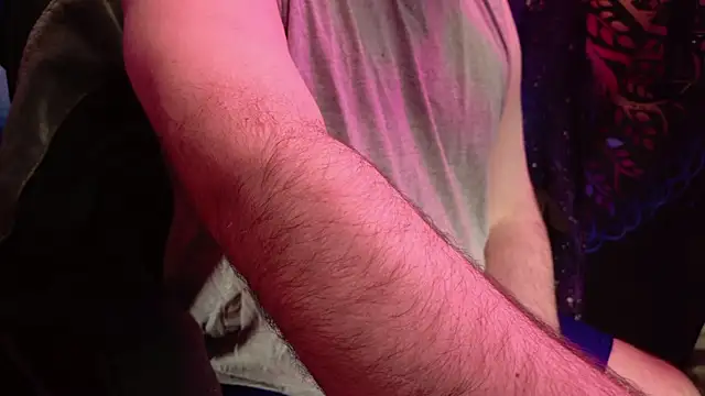 Snapshot of jj7779SC chatting on November 24, 1:05 am jj7779SC online show from November 24, 1:05 am