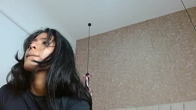 Snapshot of babilett chatting on November 8, 11:32 am babilett online show from November 8, 11:32 am