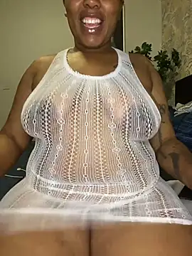 fatpussydallx online show from December 1, 11:32 pm