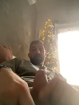 GmGit online show from December 1, 2:00 pm