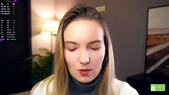 HongTomczak online show from October 6, 8:12 am