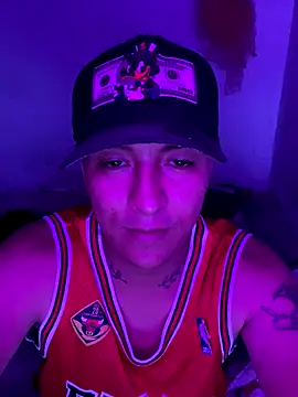 Jrivera22 online show from November 28, 5:32 am