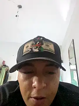 Jrivera22 online show from December 2, 4:18 am