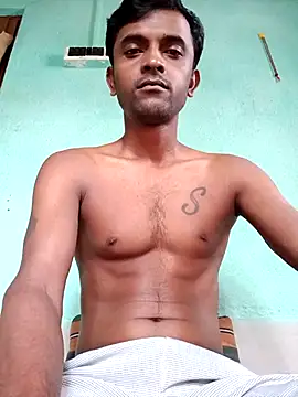 Snapshot of ShinuRoy chatting on September 18, 12:34 am ShinuRoy online show from September 18, 12:34 am