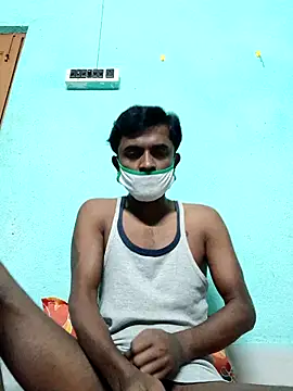 Snapshot of ShinuRoy chatting on November 18, 11:48 pm ShinuRoy online show from November 18, 11:48 pm