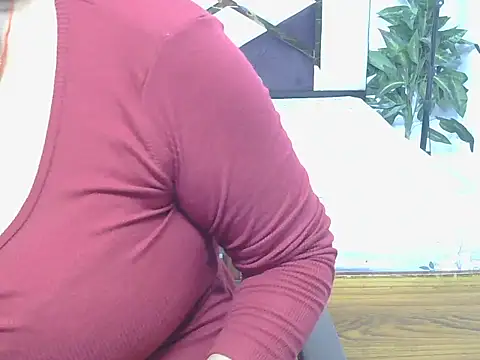 Snapshot of Its-ishikaa chatting on September 17, 6:37 am Its-ishikaa online show from September 17, 6:37 am