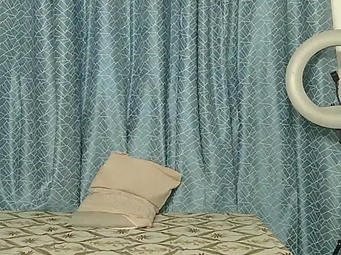 Snapshot of Its-ishikaa chatting on September 29, 3:44 am Its-ishikaa online show from September 29, 3:44 am