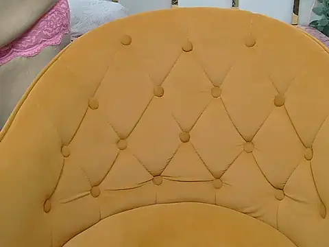 Snapshot of Its-ishikaa chatting on November 8, 4:01 am Its-ishikaa online show from November 8, 4:01 am