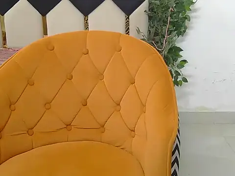 Snapshot of Its-ishikaa chatting on November 18, 7:13 am Its-ishikaa online show from November 18, 7:13 am