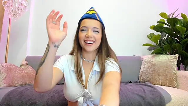 Angel  Vibe online show from October 6, 7:33 pm