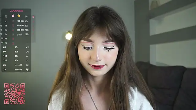 DreamyDaisy online show from September 27, 6:13 pm