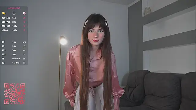 DreamyDaisy online show from October 29, 7:15 pm