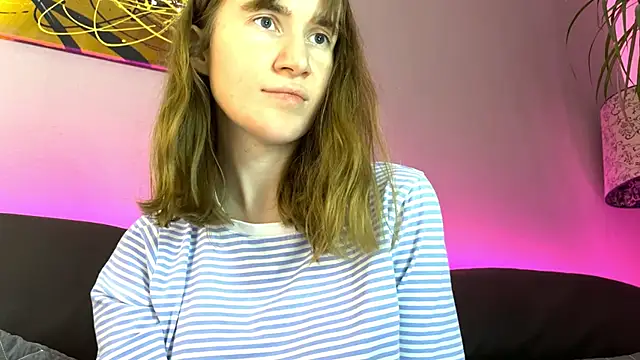 velina   online show from September 14, 5:56 pm