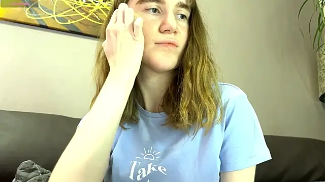 velina   online show from September 21, 7:59 pm