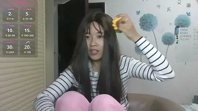 Snapshot of Monice1314 chatting on October 20, 8:48 am Monice1314 online show from October 20, 8:48 am