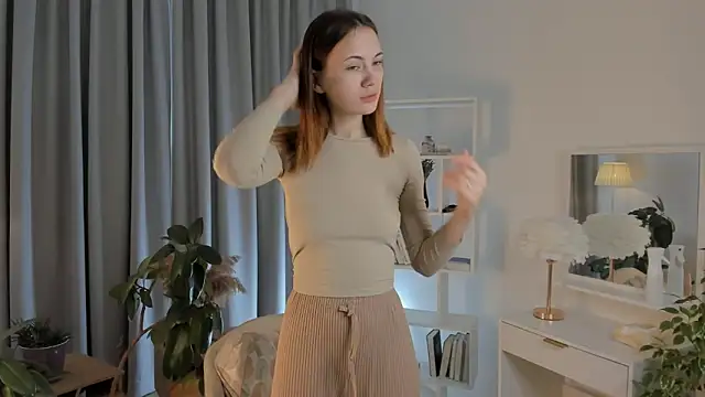 SirenaOstrem online show from September 15, 1:16 am