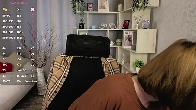 EchoBloom online show from November 12, 11:10 am