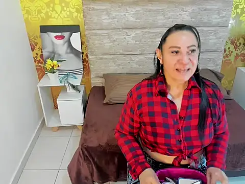 LucianaBlackwell online show from October 16, 3:02 pm