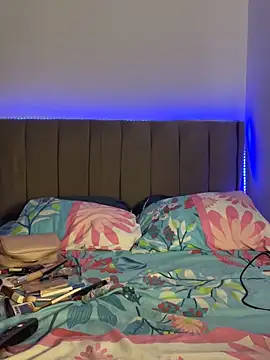 AYTANA CORBERO online show from October 17, 8:00 pm