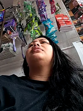 Snapshot of Alessandraa- chatting on October 1, 4:13 pm Alessandraa- online show from October 1, 4:13 pm