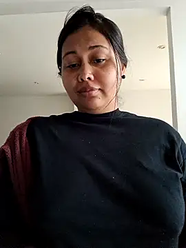 Snapshot of Alessandraa- chatting on October 26, 9:21 pm Alessandraa- online show from October 26, 9:21 pm