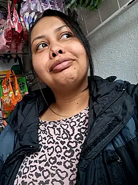 Snapshot of Alessandraa- chatting on November 16, 6:35 pm Alessandraa- online show from November 16, 6:35 pm