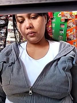 Snapshot of Alessandraa- chatting on December 1, 1:49 pm Alessandraa- online show from December 1, 1:49 pm