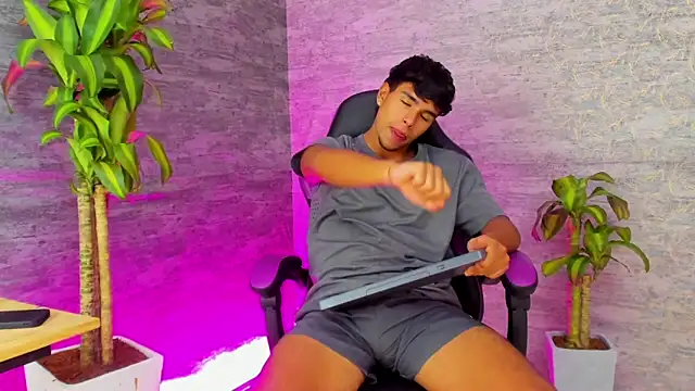 CHR58  online show from September 8, 11:37 pm