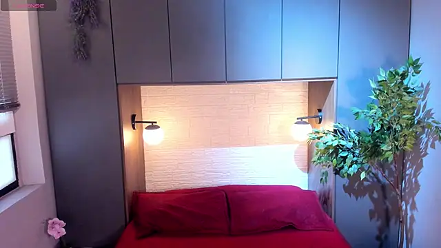 MrJustin  online show from September 21, 7:48 pm