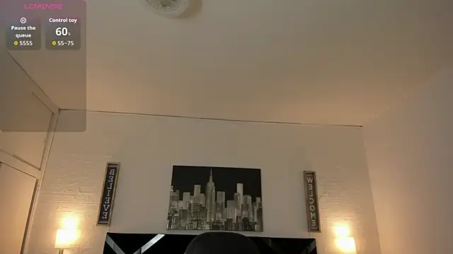 iamCharlotte19 online show from November 6, 2:40 pm