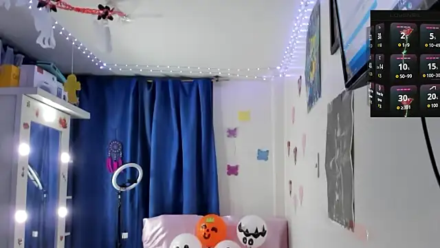 Megan Darcy online show from October 21, 11:05 pm