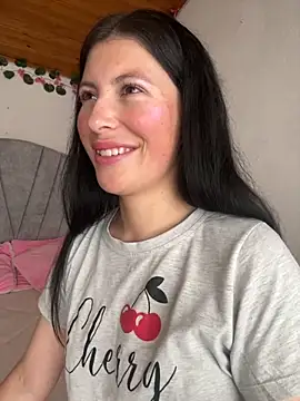 Mia salinass online show from September 19, 6:08 pm