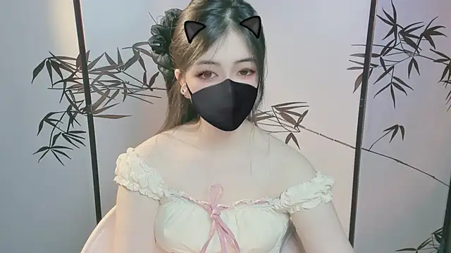 Sparkly Candy online show from October 19, 3:01 pm