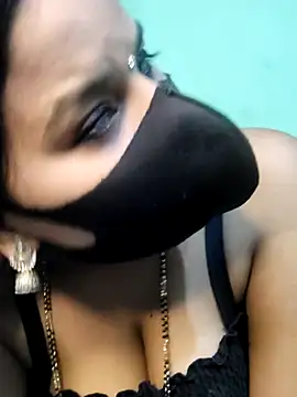 Shneeha le online show from September 26, 9:24 am