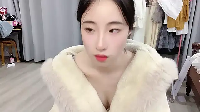 Freya7777 online show from September 20, 12:39 pm