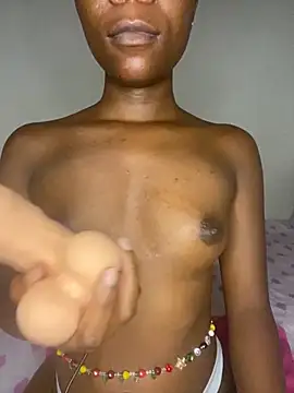 Crazyqueenxxx online show from October 14, 10:54 pm