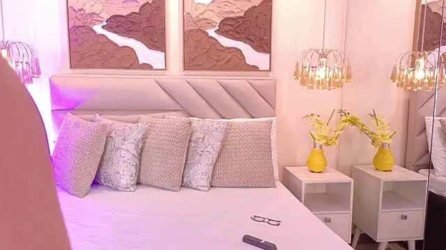 kendalFox  online show from November 12, 2:01 am