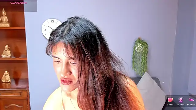 MeridaFox  online show from October 11, 6:50 pm