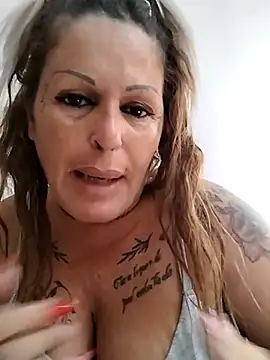 canariamorbosa online show from October 6, 11:40 am